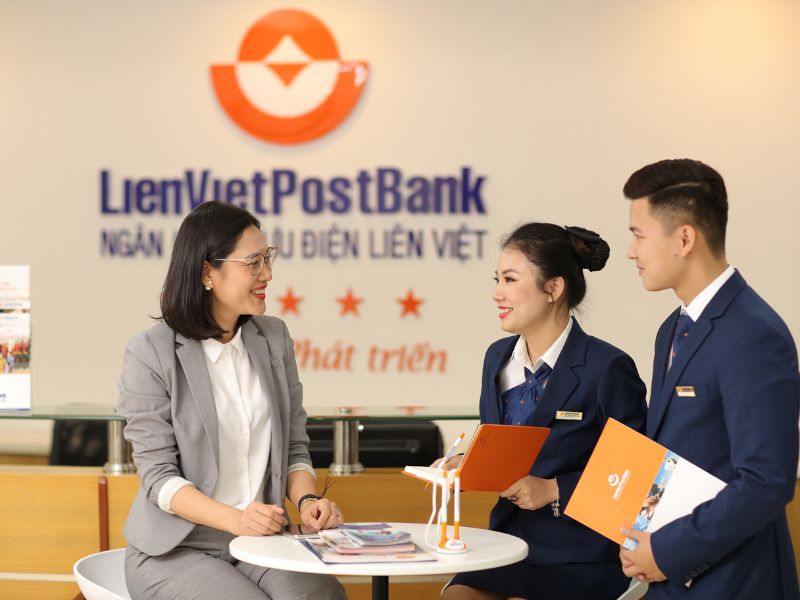 Gia nhập LienVietPostBank để cùng chinh phục những đỉnh cao mới